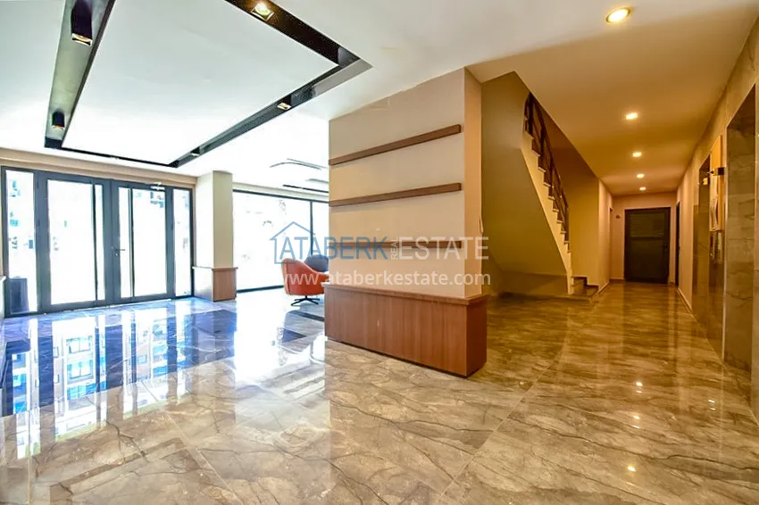 Apartament 1+1 z widokiem na morze w prestiżowym kompleksie — dzielnica Kargicak, 200 metrów od morza  13 