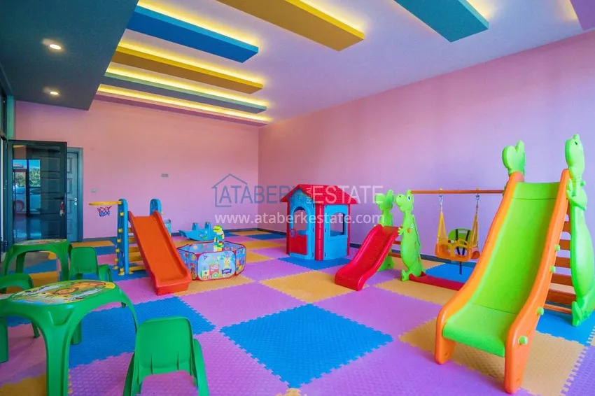 Apartament liniowy 3+1 z oddzielną kuchnią i przeszklonymi balkonami - Alanya, Mahmutlar 13 
