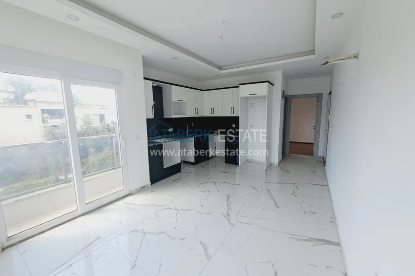 Kupuj  1+1 narożny apartament z pięknym wykończeniem w nowoczesnym kompleksie - dzielnica Avsallar, Alanya 1 