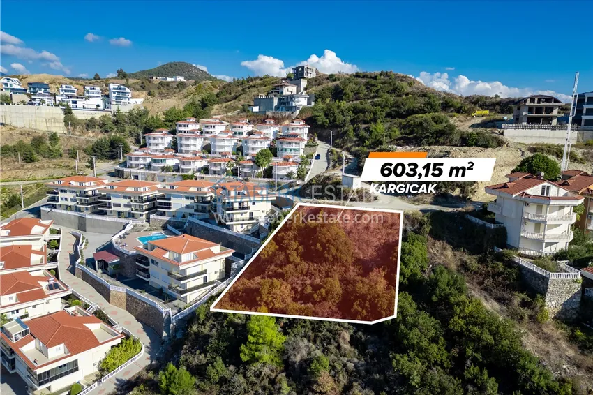 Działka w Alanya, dzielnica Kargicak 3 