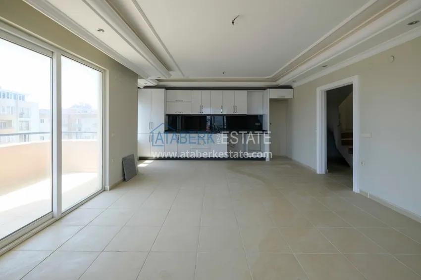 Kupuj  Dwupoziomowy penthouse 4+1 z widokiem na góry i morze — Alanya, dzielnica Mahmutlar  3 