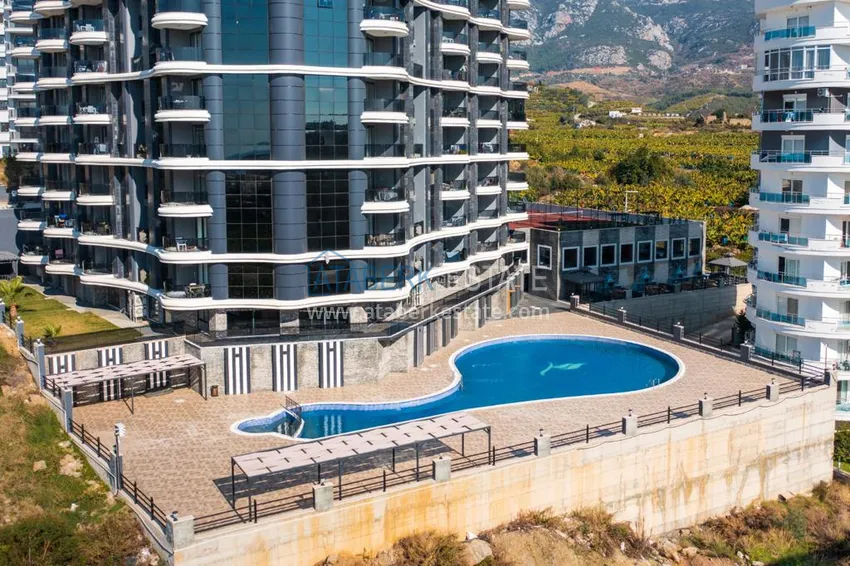 Apartament 2+1 z meblami i widokiem na morze i góry w luksusowym kompleksie — Alanya, dzielnica Mahmutlar 4 