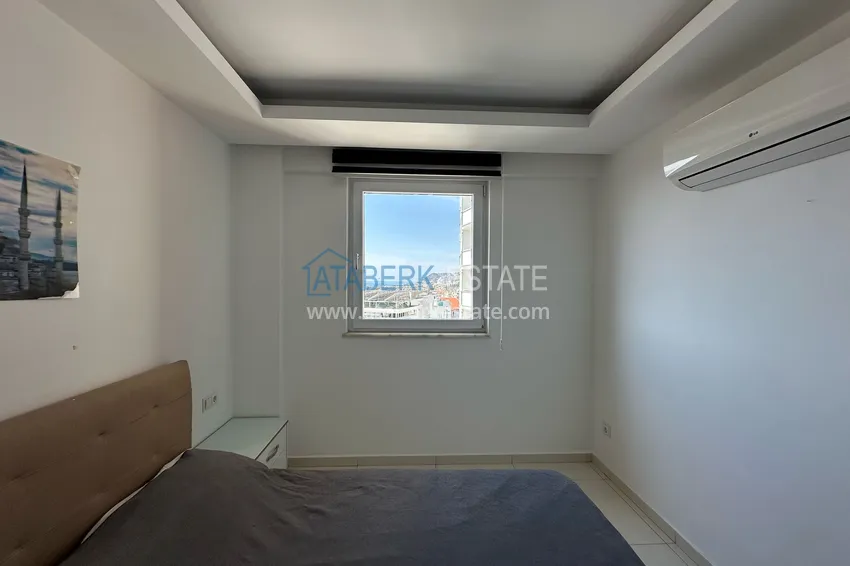 Kupuj Apartament 1+1 z meblami i widokiem na morze w centrum Alanyi - Plaża Kleopatra 8 