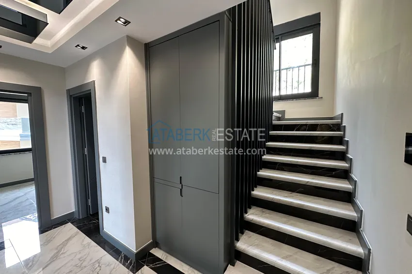 Kupuj  Luksusowy dwupoziomowy penthouse z panoramicznym widokiem w prestiżowym kompleksie — Tepe, Centrum Alanya 4 
