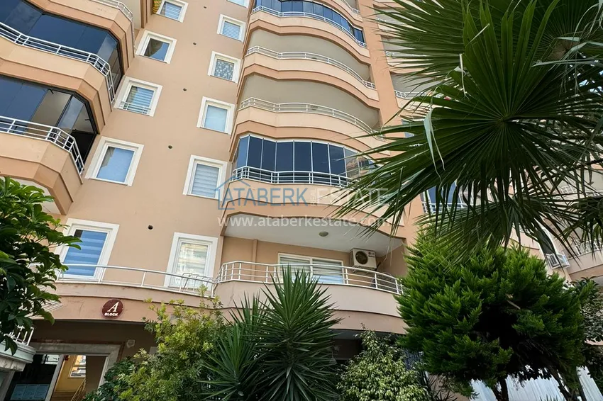 Mieszkanie 2+1 w Mahmutlar z meblami i przeszklonym balkonem 16 