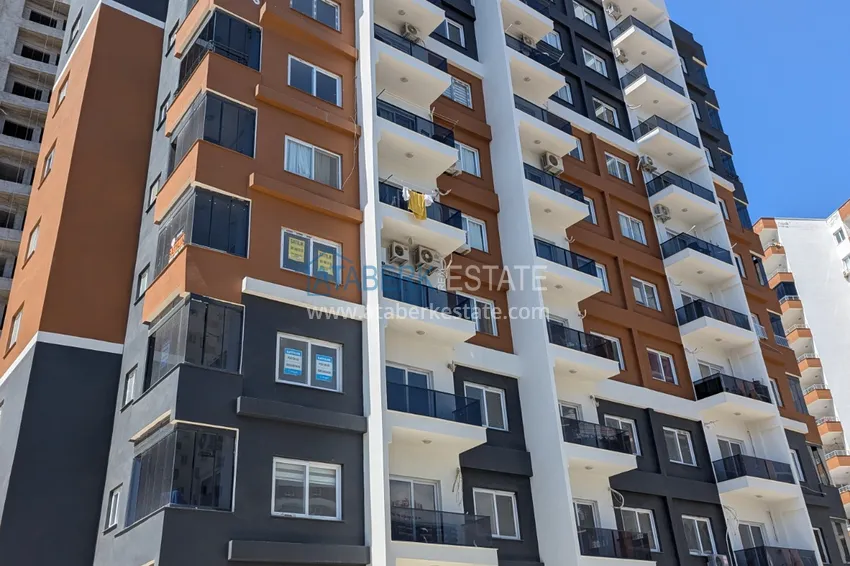 Mieszkanie 1+1 z widokiem na morze zaledwie 300 metrów od morza - Mersin, dzielnica Tomuk 3 