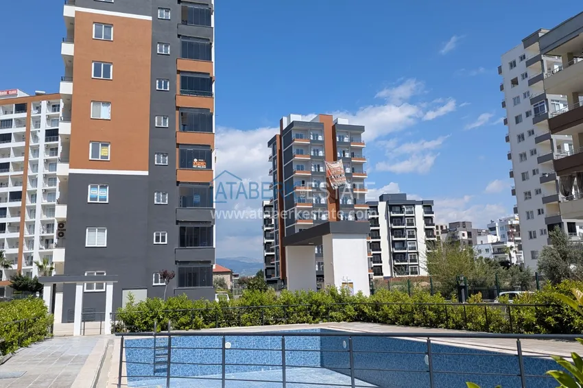 Mieszkanie 1+1 z widokiem na morze zaledwie 300 metrów od morza - Mersin, dzielnica Tomuk 1 