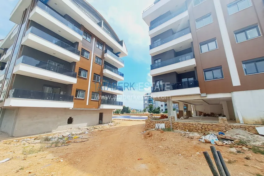 Mieszkanie 1+1 z wykończeniem w nowym kompleksie - Alanya, obszar Oba 3 
