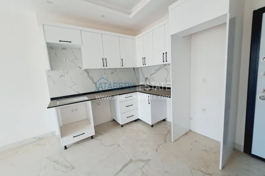 Kupuj  Mieszkanie 1+1 z wykończeniem w nowym kompleksie - Alanya, obszar Oba 2 
