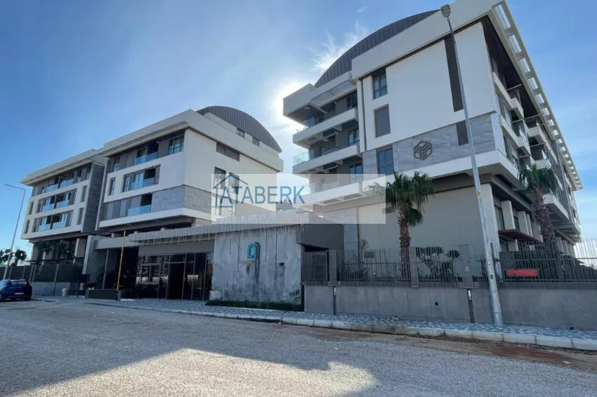 Mieszkanie 2+1 w prestiżowym luksusowym kompleksie - Antalya, Konyaalti 1 