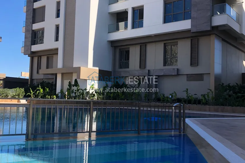 Penthouse duplex 2+1 z sauną w dzielnicy Konyaalti, Antalya - kompleks segmentu Comfort 6 