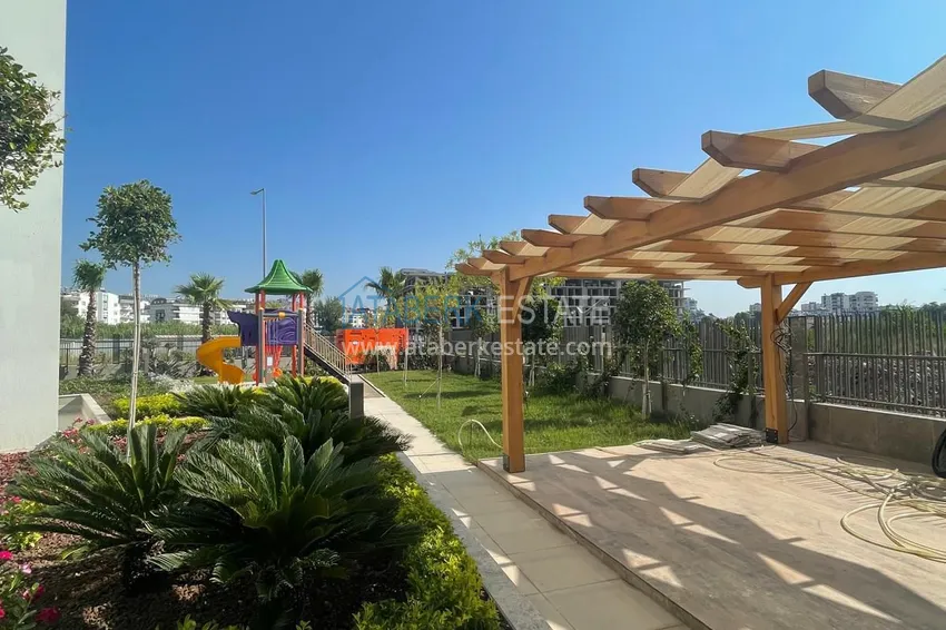 Mieszkanie 2+1 w prestiżowym luksusowym kompleksie - Antalya, Konyaalti 11 