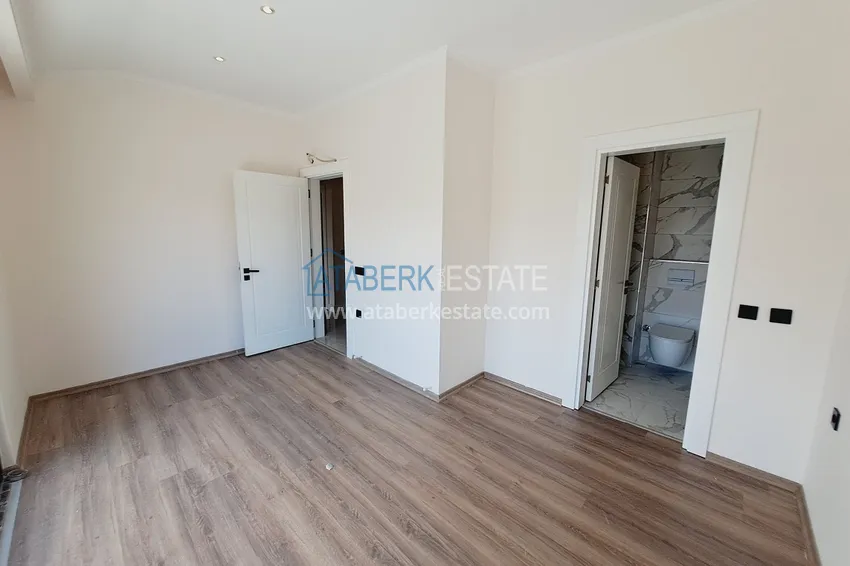Kupuj  Penthouse 3+1 duplex w centrum Alanyi - nieruchomość na własność 12 