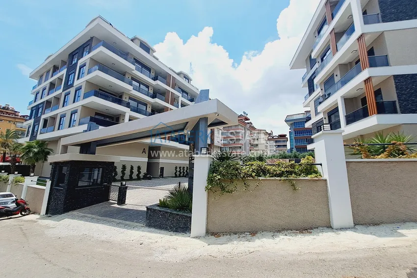 Penthouse 3+1 duplex w centrum Alanyi - nieruchomość na własność 1 