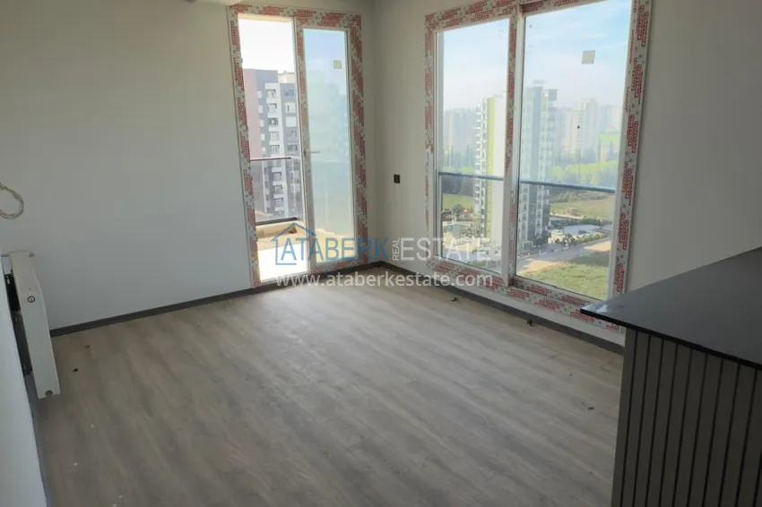 Kupuj  Mieszkanie 1+1 z widokiem na morze i wysokiej jakości wykończeniem - Mersin, dzielnica Tezje 2 