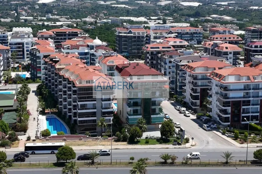 Mieszkanie 2+1 z meblami i przeszklonym balkonem - pierwsza plaża, dzielnica Kestel, Alanya 1 