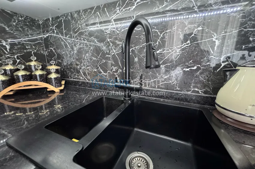 Kupuj  Penthouse 2+1 umeblowany z widokiem na góry w Alanyi, dzielnica Mahmutlar. 3 