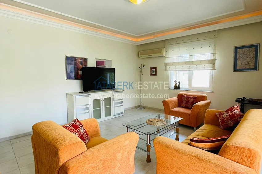 Kupuj  Apartament 2+1 z meblami, odpowiedni na zezwolenie na pobyt — centrum Alanya, Plaża Kleopatra 3 