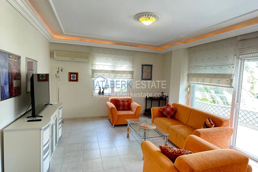 Kupuj  Apartament 2+1 z meblami, odpowiedni na zezwolenie na pobyt — centrum Alanya, Plaża Kleopatra 5 