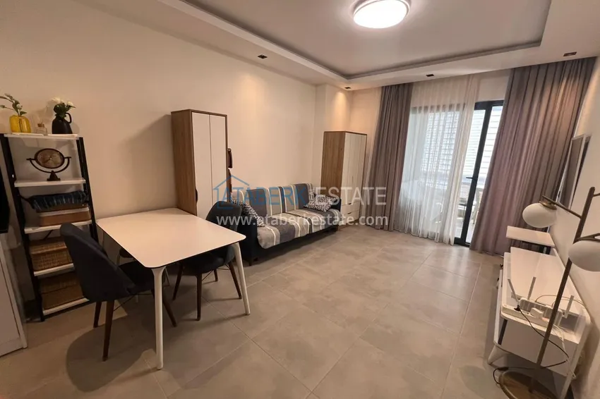 Kupuj  Apartament 1+1 umeblowany od właściciela - Alanya, Mahmutlar, przeszklony balkon, strona południowa 1 