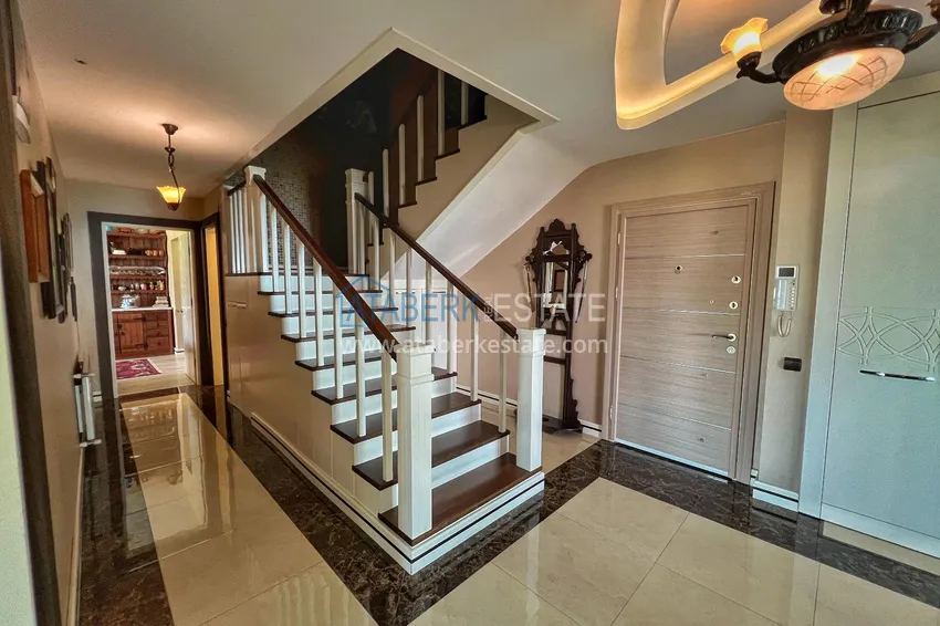 Kupuj  Panoramiczny duplex 5+1 z oddzielną kuchnią w centrum Alanyi, Bektash - odpowiedni dla obywatelstwa 1 