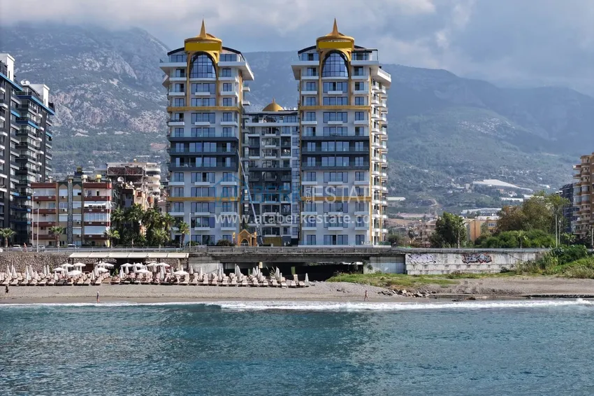 Przestronny apartament pod klucz 2+1 w kompleksie premium na pierwszej linii — Alanya, dzielnica Mahmutlar 3 