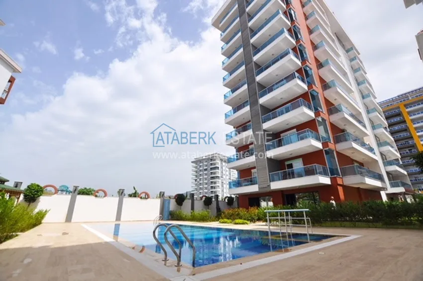 Umeblowany apartament 2+1 z widokiem na góry w Mahmutlar, Alanya 1 