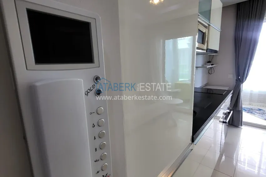 Kupuj  Kompaktowy apartament pod klucz z przeszklonym balkonem 400 metrów od morza - Alanya, dzielnica Oba 2 
