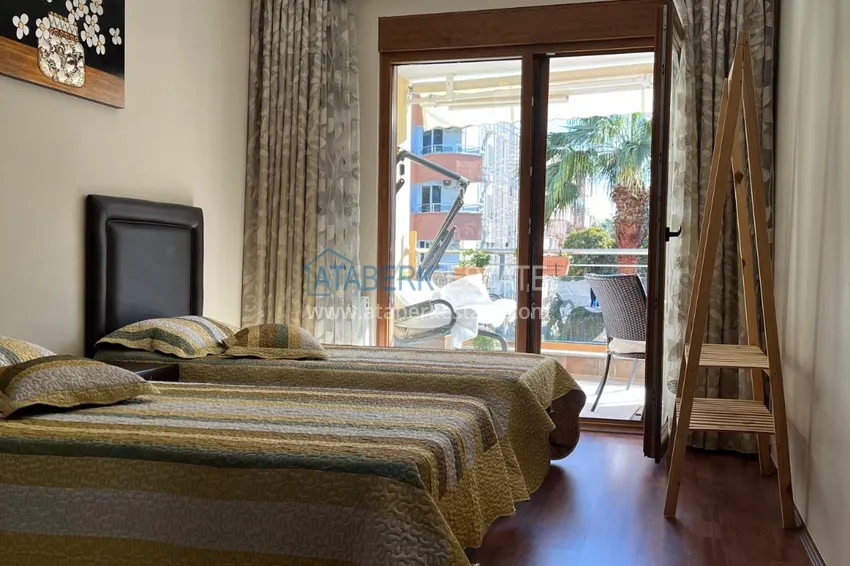 Kupuj  Linear 3+1 apartament w luksusowym kompleksie przy plaży — Centrum Alanya 10 