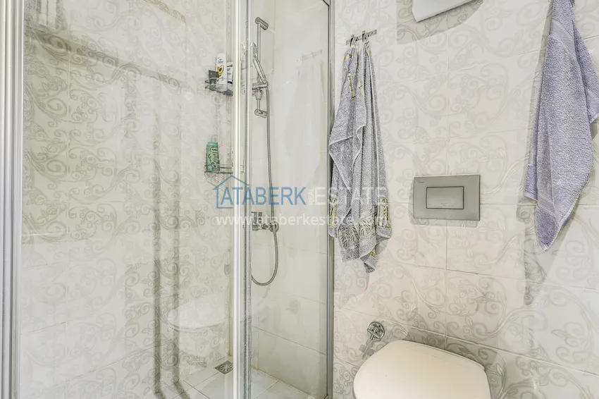 Kupuj  Apartament 1+1 z meblami i widokiem na morze w luksusowym kompleksie — Alanya, dzielnica Mahmutlar  15 