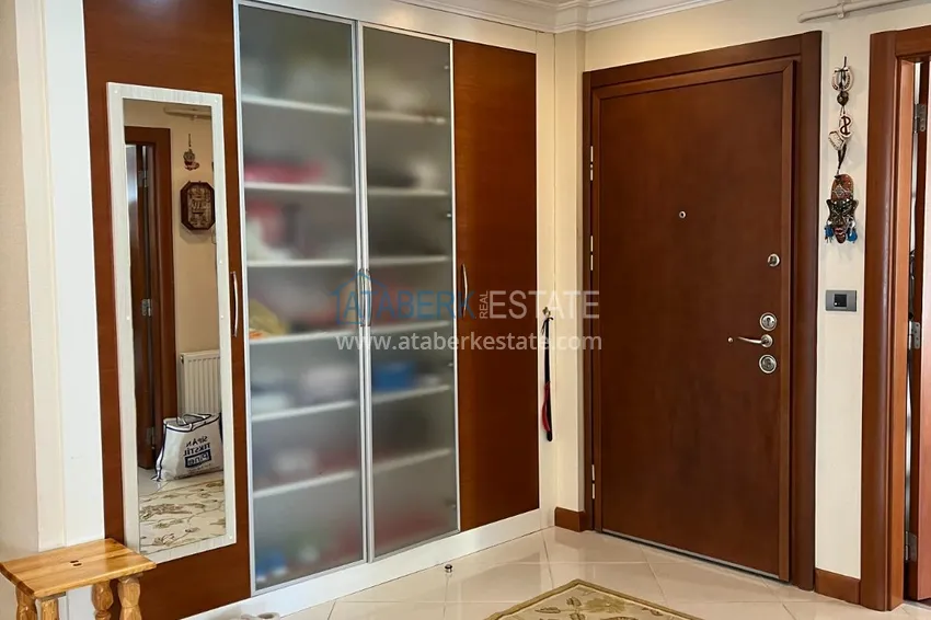 Kupuj  Linear 3+1 apartament w luksusowym kompleksie przy plaży — Centrum Alanya 1 