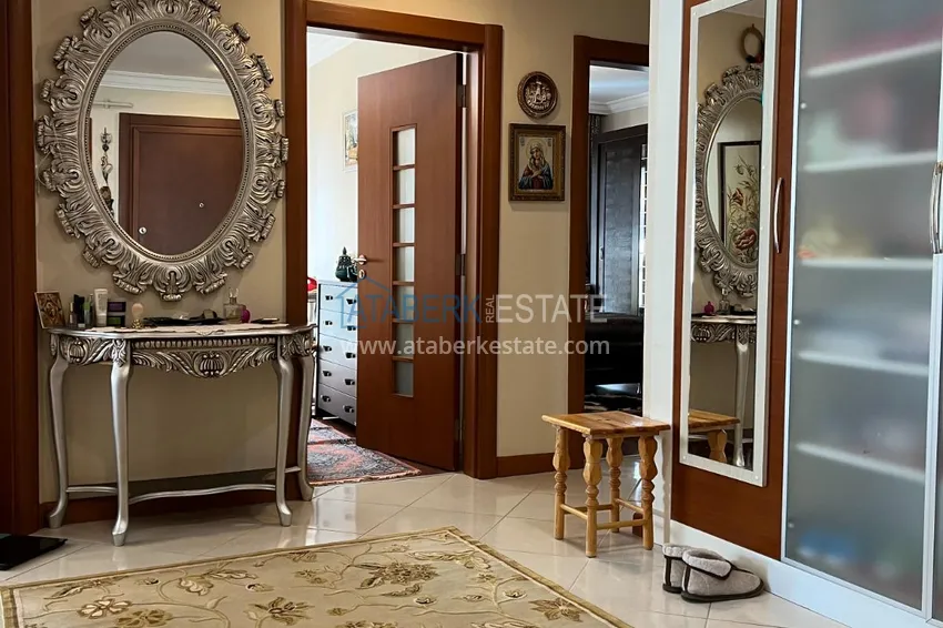 Kupuj  Linear 3+1 apartament w luksusowym kompleksie przy plaży — Centrum Alanya 3 