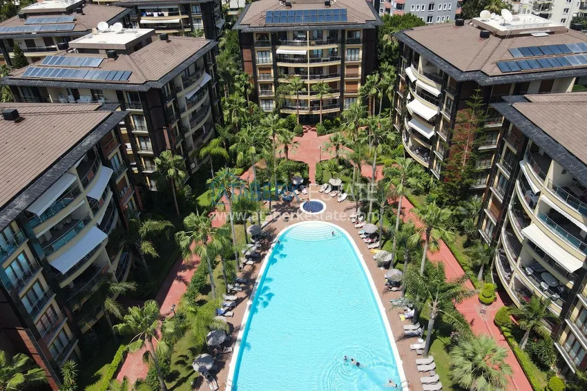Linear 3+1 apartament w luksusowym kompleksie przy plaży — Centrum Alanya 5 