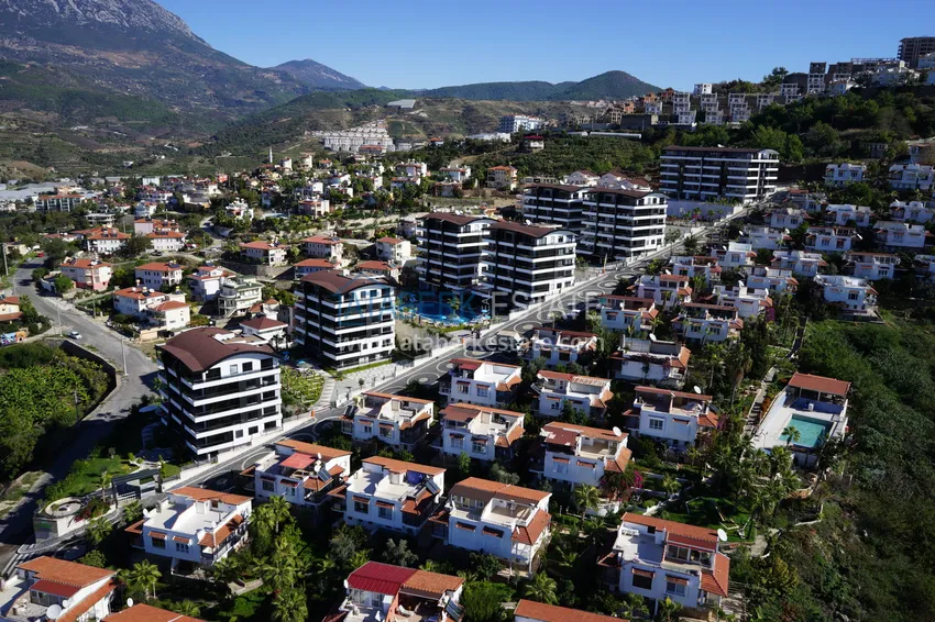 Duplex z dostępem do ogrodu, meble w kompleksie premium — dzielnica Kargicak, Alanya 2 