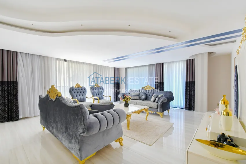 Kupuj  Duplex z dostępem do ogrodu, meble w kompleksie premium — dzielnica Kargicak, Alanya 2 