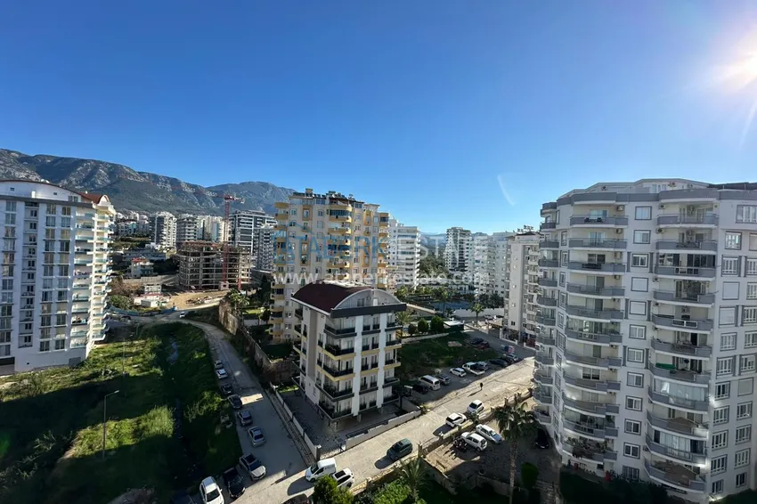 Kupuj Umeblowany apartament z jedną sypialnią w kompleksie z infrastrukturą hotelową — Alanya, Mahmutlar 11
