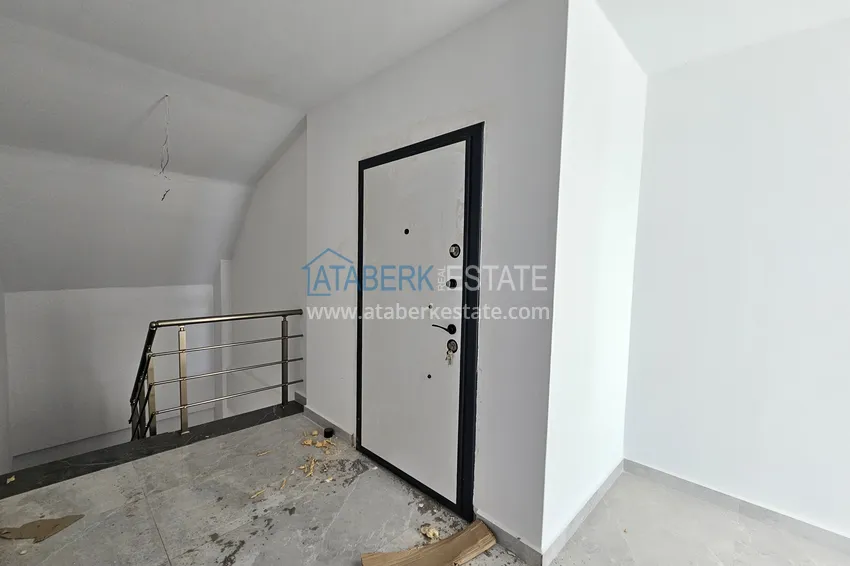 Kupuj  Panoramiczny dwupoziomowy penthouse w kompleksie butikowym - centrum Alanyi, plaża Kleopatra 13 
