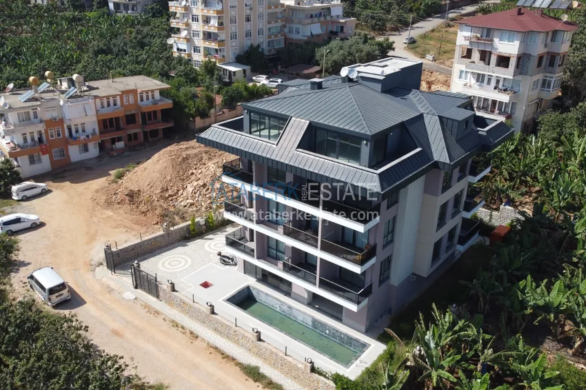 Panoramiczny dwupoziomowy penthouse w kompleksie butikowym - centrum Alanyi, plaża Kleopatra 3 