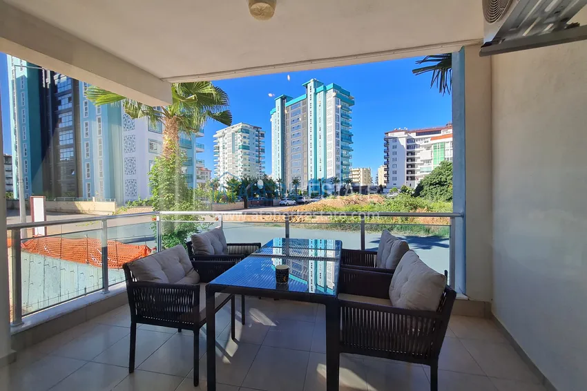 Kupuj  Jednopokojowy apartament z meblami i dwoma balkonami — Alanya, dzielnica Mahmutlar 12 