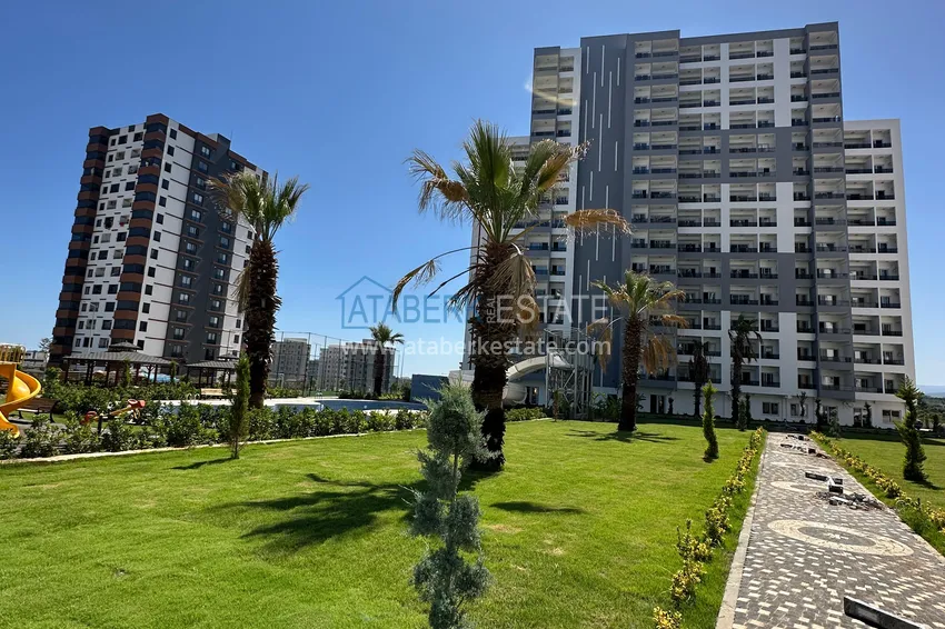 Oferta inwestycyjna w Mersin — apartament 1+1 w kompleksie klasy komfortowej w budowie 3 