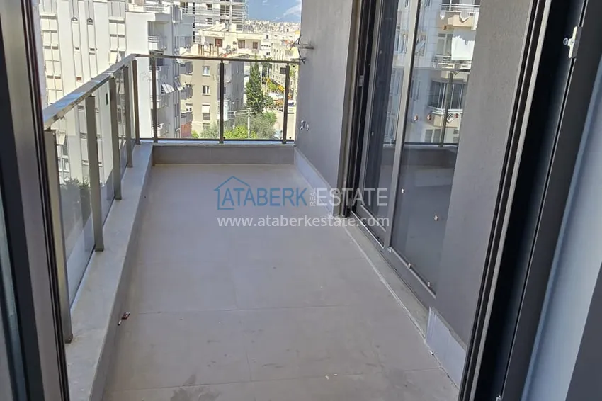 Kupuj  Apartament dwupoziomowy 4+2 w centrum Antalyi, w nowoczesnym domu - od dewelopera 31 
