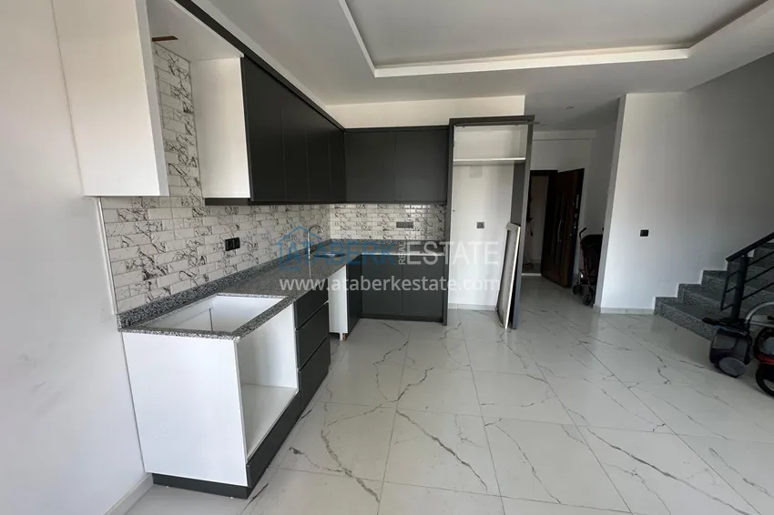 Kupuj  Dwupoziomowy penthouse z doskonałym wykończeniem — nowe budynki w Alanyi, dzielnica Mahmutlar 8 