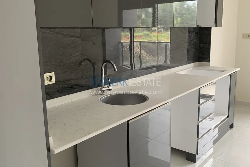 Kupuj Nowo umeblowane studio w kompleksie premium z prywatną plażą — dzielnica Mahmutlar, Alanya 2 
