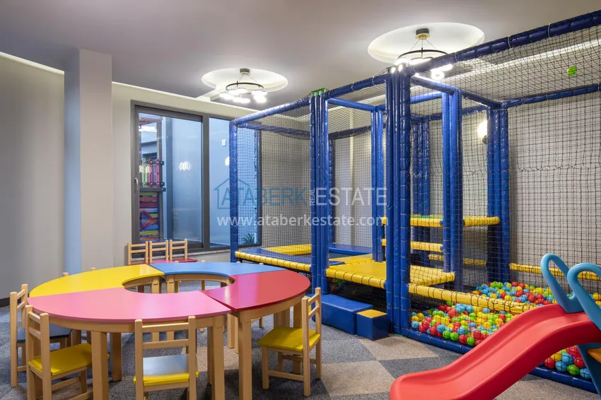 Apartament 1+1 z nowymi meblami — pierwsza linia brzegowa, Kargicak 25 