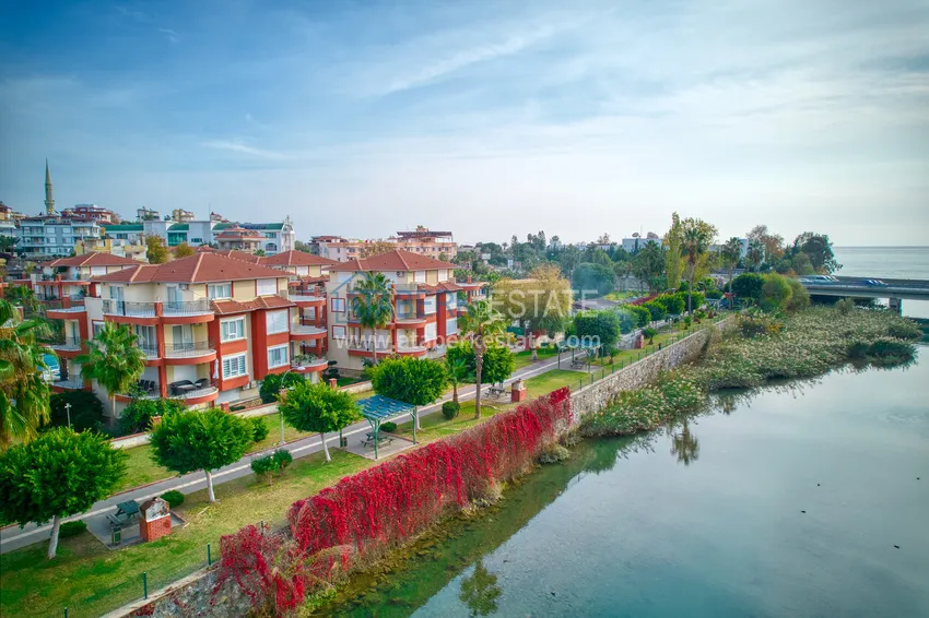 Duplex ogrodowy 4+1 z meblami i widokiem na rzekę Dim w okolicy Kestel 8 