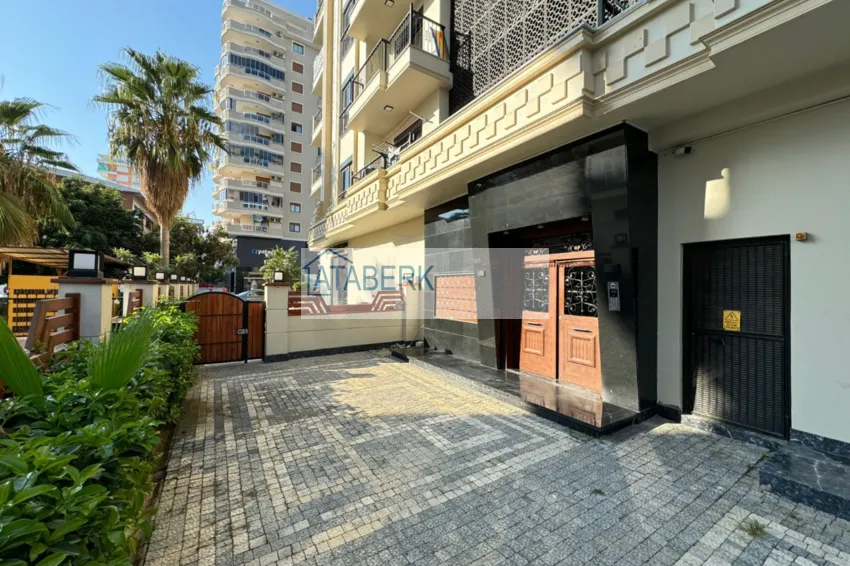 Umeblowany apartament z dwiema sypialniami w centrum Mahmutlar, zaledwie 200 metrów od plaży 12 
