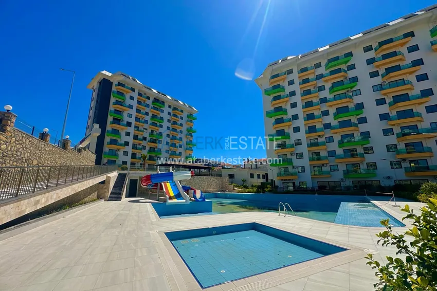 W pełni wykończony dwupoziomowy ogród w Avsallar, Alanya 1 