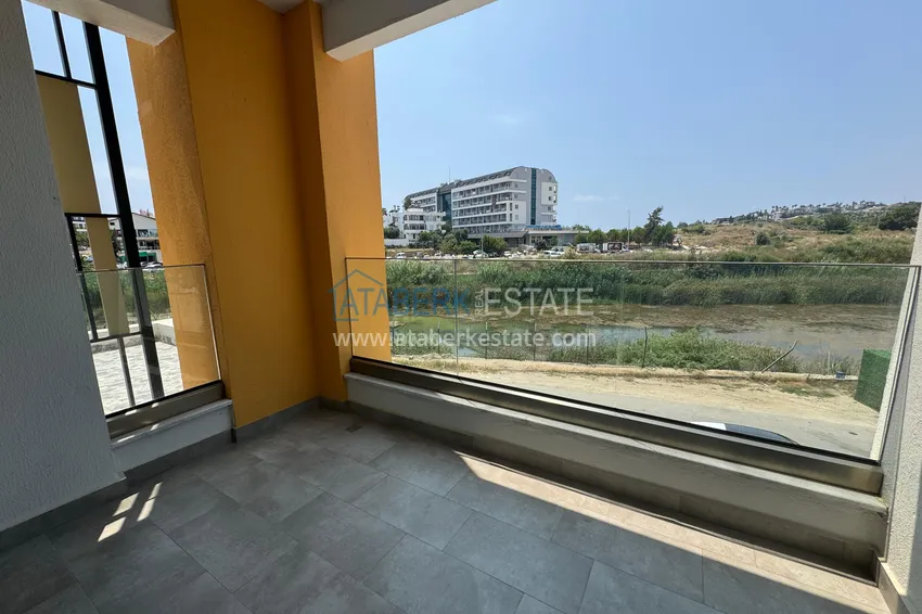 Kupuj  Do wynajęcia długoterminowego - stylowy apartament 2+1 pod klucz w luksusowym kompleksie hotelowym, Alanya, dzielnica Turkler I12 22 