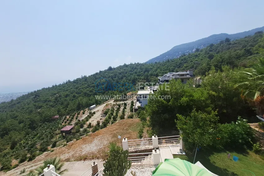 Kupuj  Trzypiętrowa prywatna willa z meblami od właściciela - Alanya, dzielnica Bektash. Nadaje się do zezwolenia na pobyt 31 