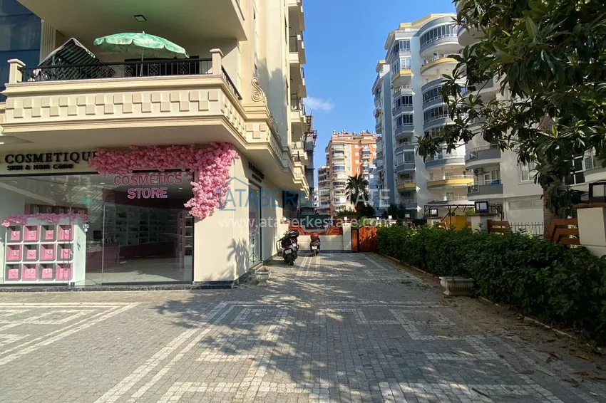 Umeblowany apartament z dwiema sypialniami w centrum Mahmutlar, zaledwie 200 metrów od plaży 3 